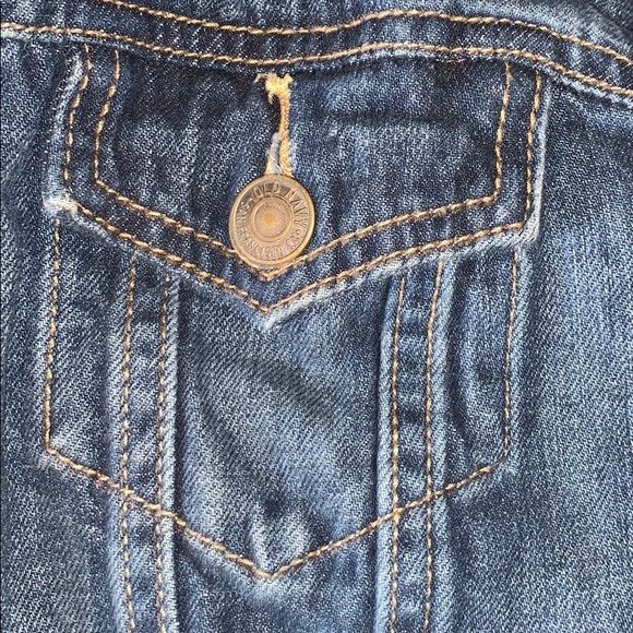 Cropped Jean Jacket (BASICALLY NEW) - Picture 3 of 3